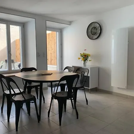 Maison Avec Cour Privative